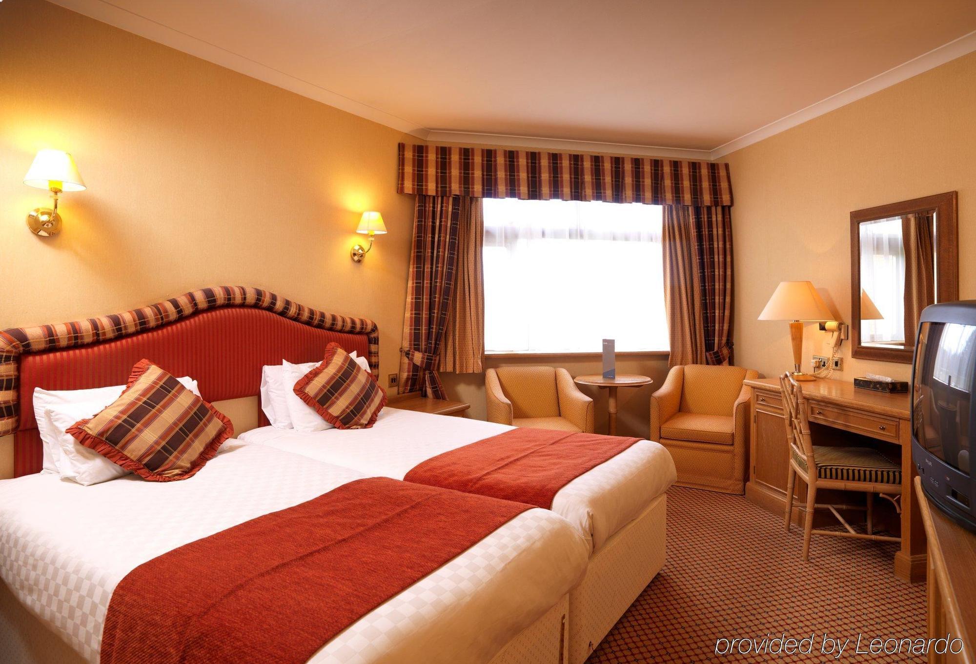 Leonardo Hotel Cheltenham Szoba fotó