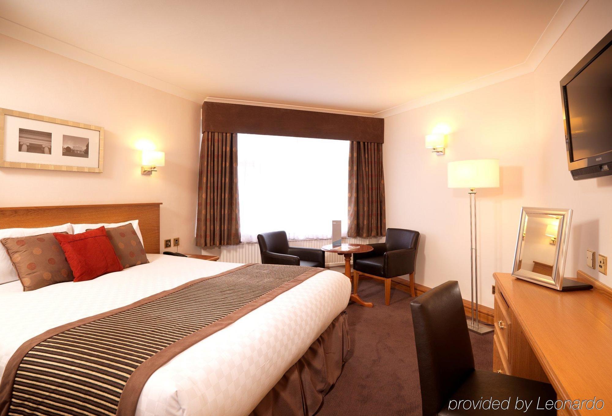 Leonardo Hotel Cheltenham Szoba fotó